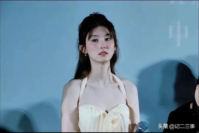 铁卫秀脚后跟助攻,麦卡世界波发泄不满,利物浦2