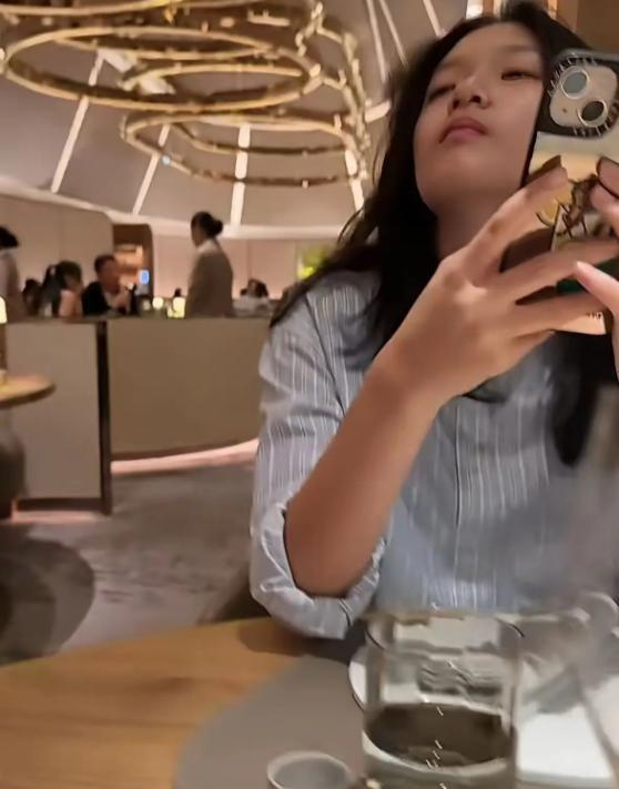 世界杯口碑崩盘！穆里尼奥一招盘活，皇马争议王牌迎来重生