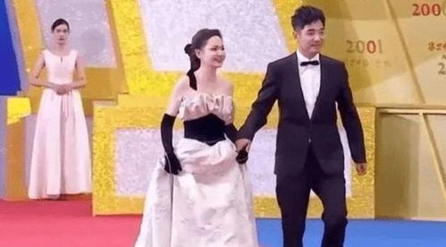 球迷点赞“联合水务·宿货优品 苏超大集”：接地气、有人气