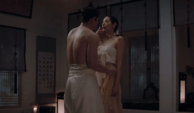 苏州这天:膀大腰圆的刘亦菲陈妍希,给内娱“排骨精们”上了一课