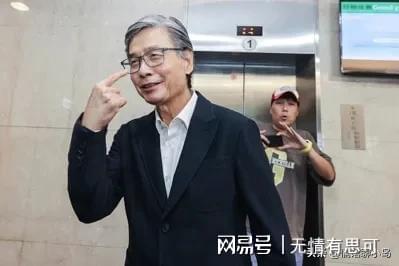 41岁阿莫林迷之微笑！米兰0