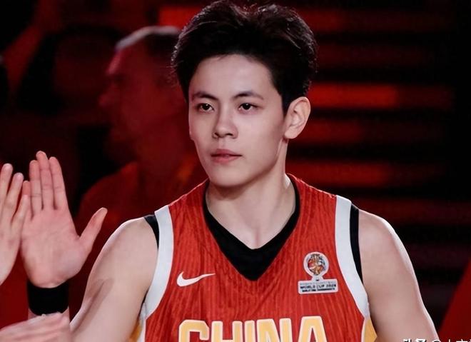 酝酿重磅交易!火箭多笔操作控制在奢侈税线下 有多个首轮签筹码