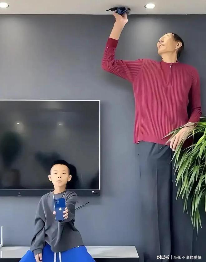 世界杯裁判马宁回应敢判敢罚:不必让所有人喜欢