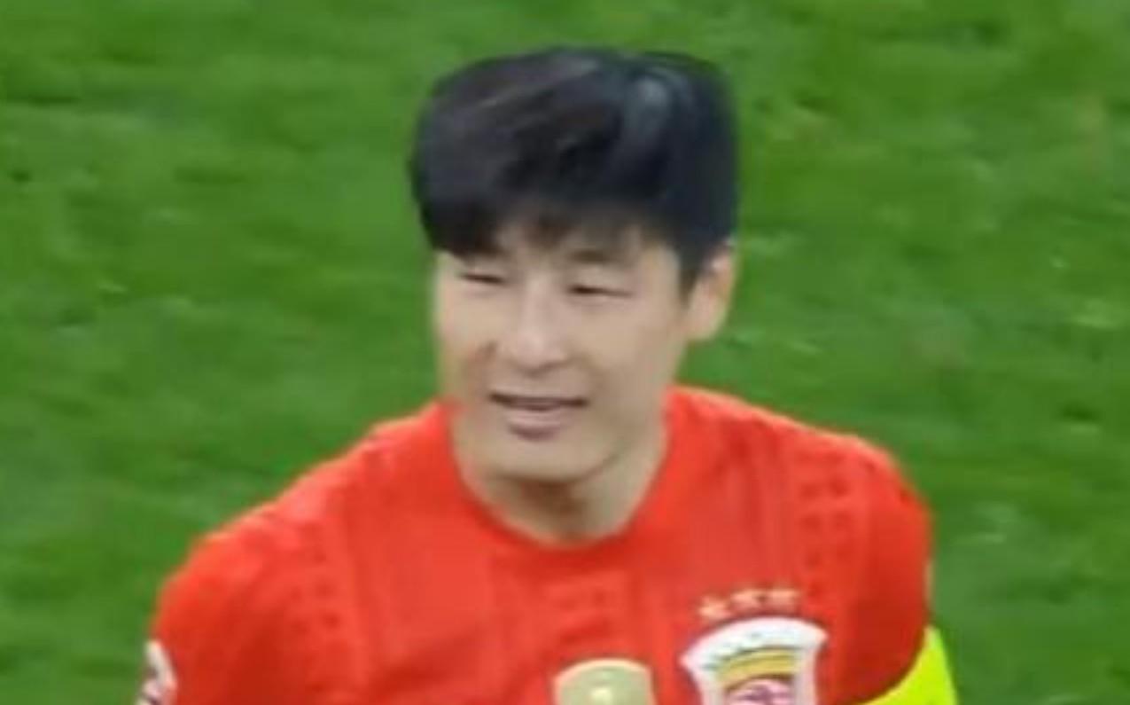 世预赛最终大名单呼之欲出！中国男篮结束杭州热身赛顺利返回北京