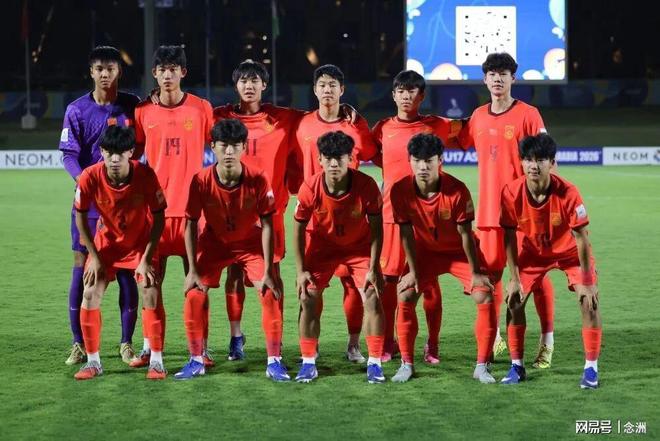 替补绝平！西甲33岁名将杀疯了：69分钟2球2助 脱衣秀肌肉