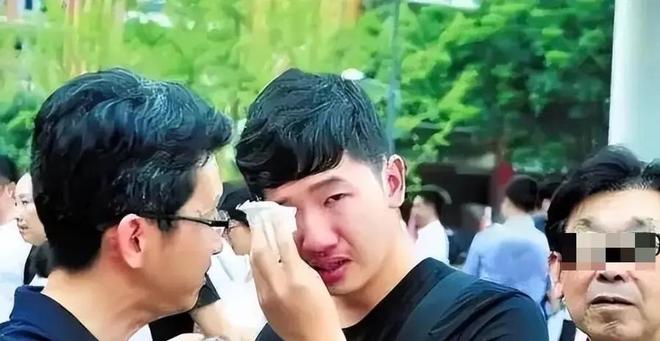 巴西重大噩耗！内马尔二级拉伤恢复缓慢，将缺席全部的小组赛