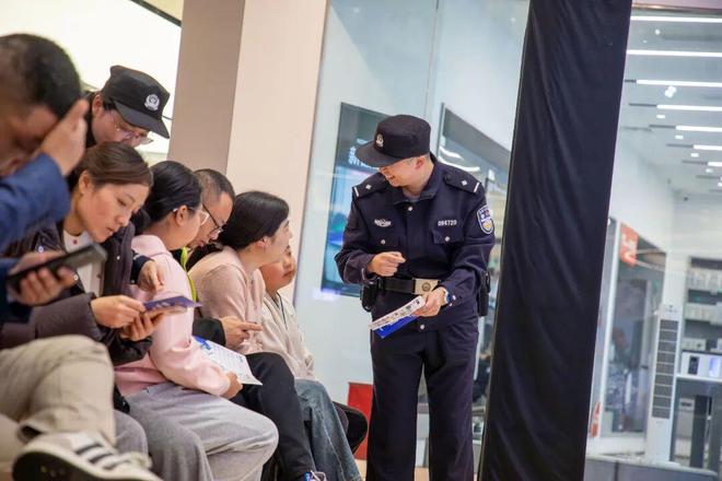 除了国王没人要签威少,如果去雷霆结束职业生涯对他很有意义?
