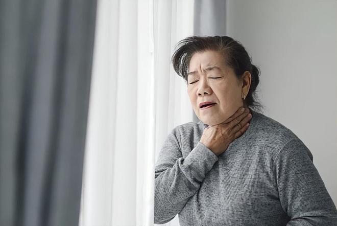 不会推迟截止时间,活塞与内线球星的纠缠会在10月1日前结束?